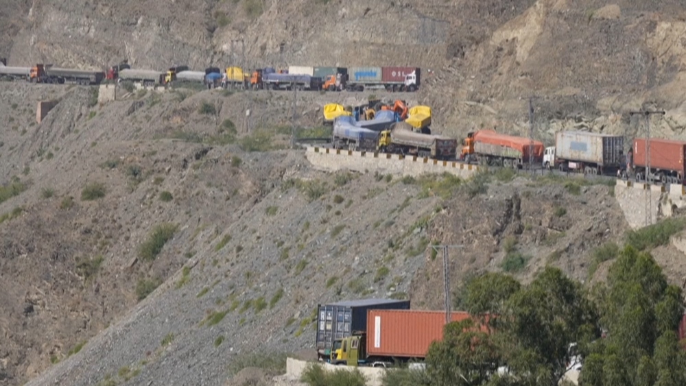 Afghan trade faces collapse amid prolonged border shutdown with Pakistan